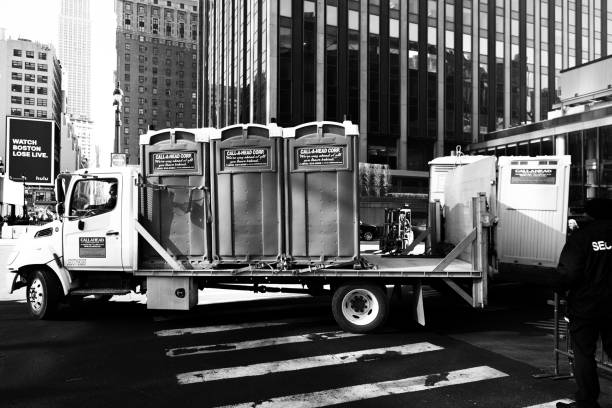 Best Porta potty rental for outdoor events  in Kentfield, CA